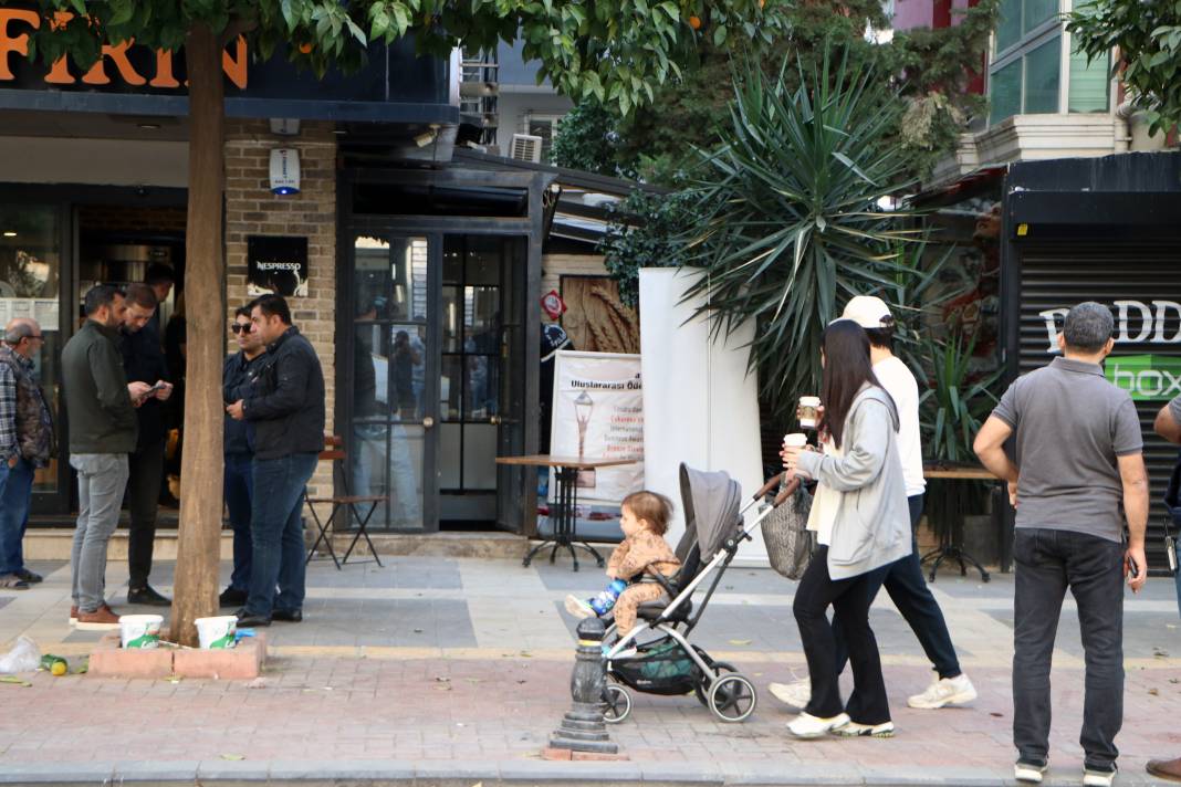 Eski sevgilisini öldürüp canına kıyan polis Konya’da toprağa verildi 3